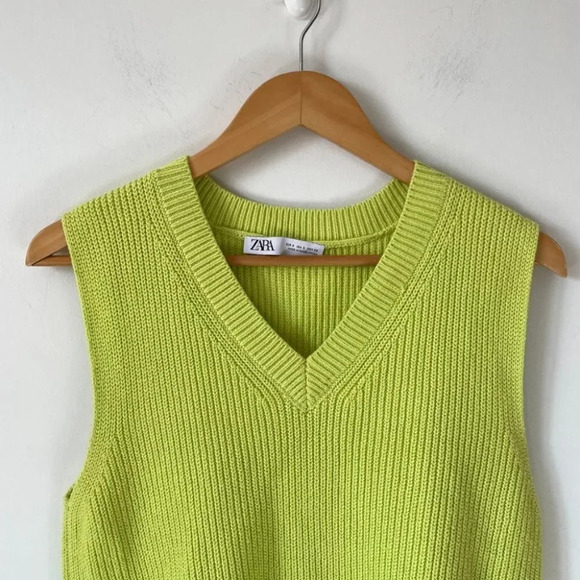 Zara Ribbed Knit Sleeveless Sweater  Vest Lime Green Blogger Size Small - Picture 5 of 8